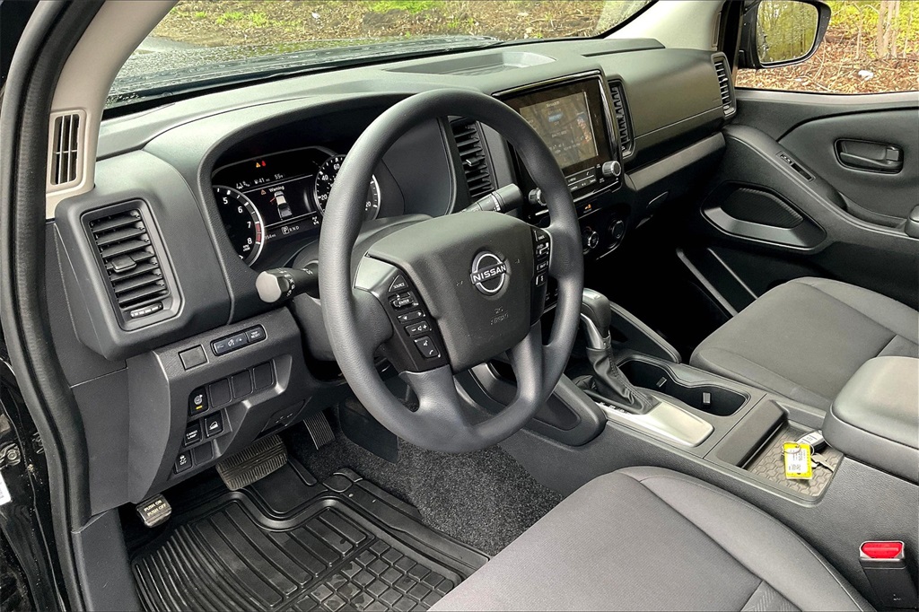 2022 Nissan Frontier S - Photo 8