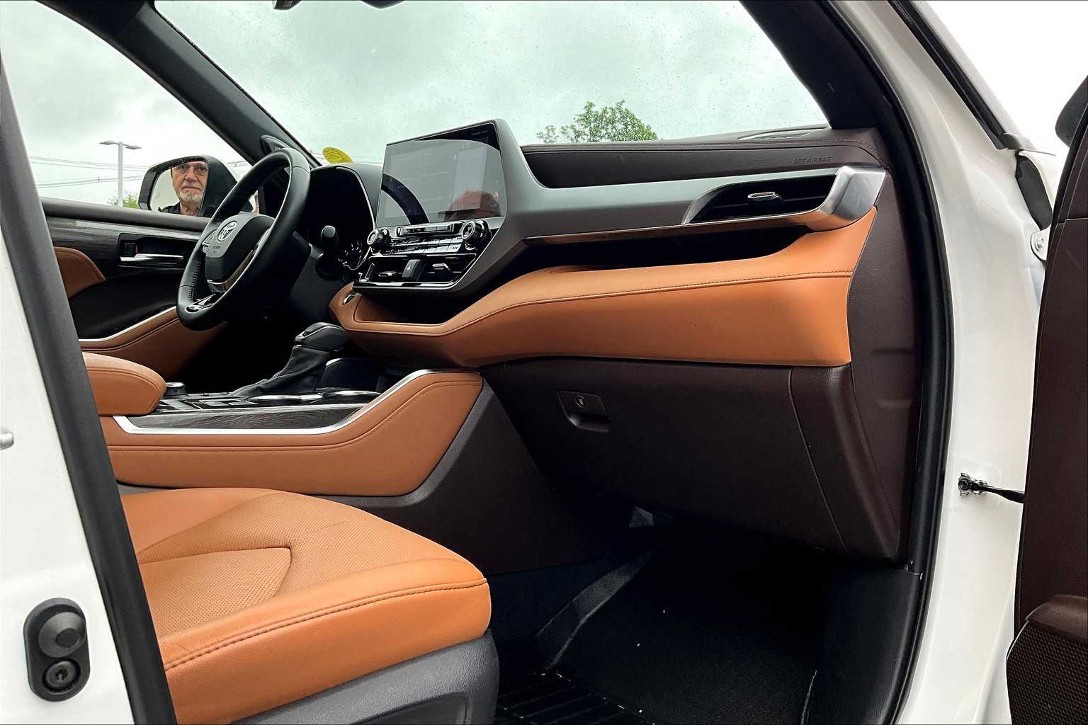 2021 Toyota Highlander Platinum - Photo 14