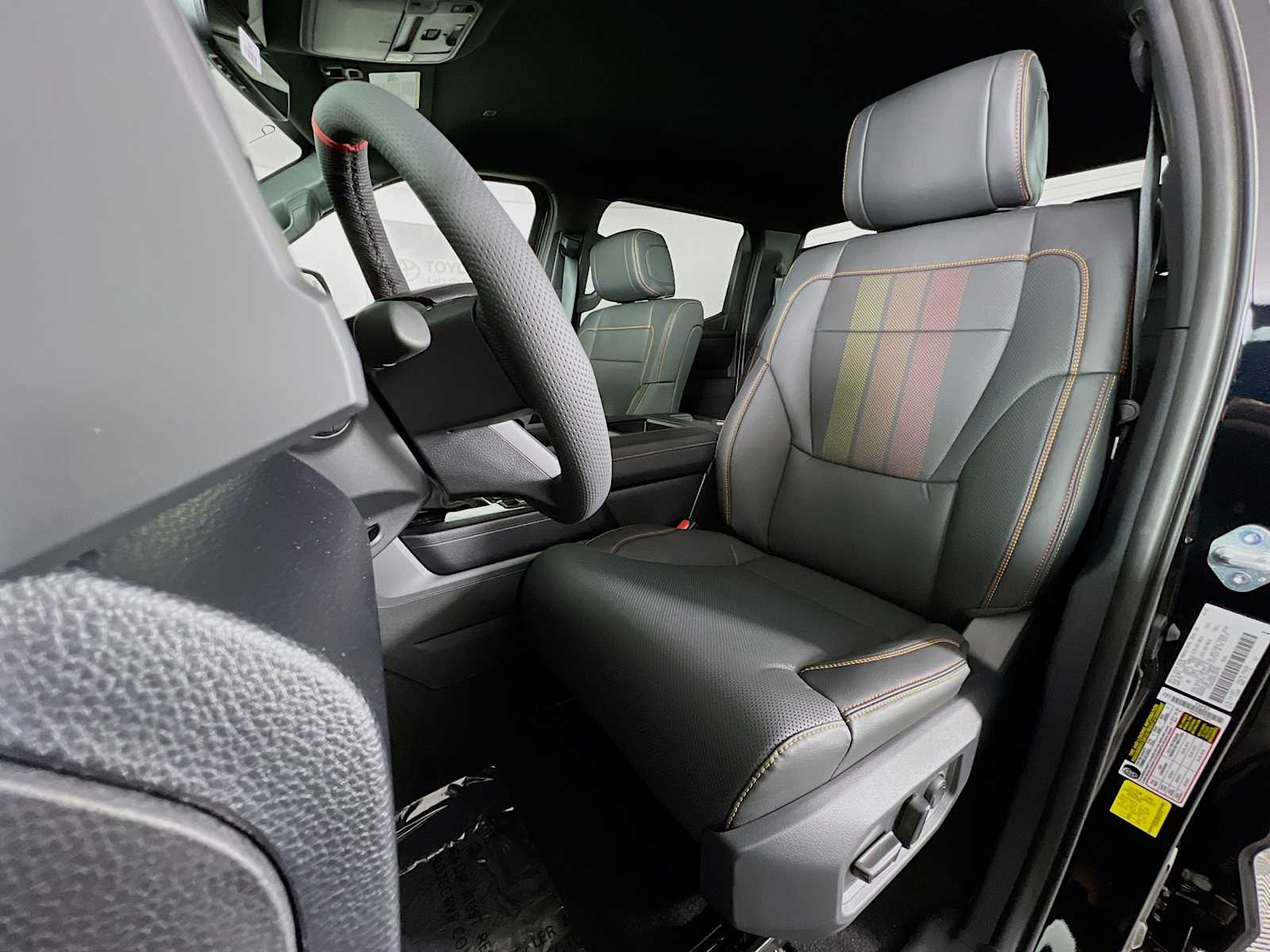 2025 Toyota Tundra SR5 - Photo 12