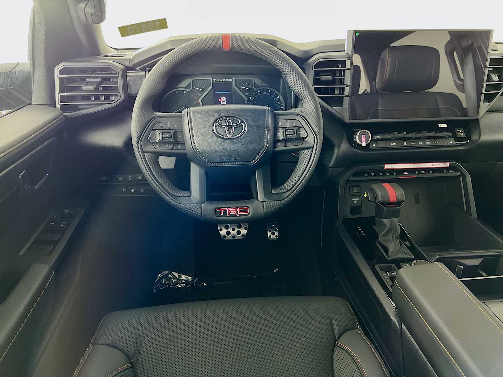 2025 Toyota Tundra SR5 - Photo 15