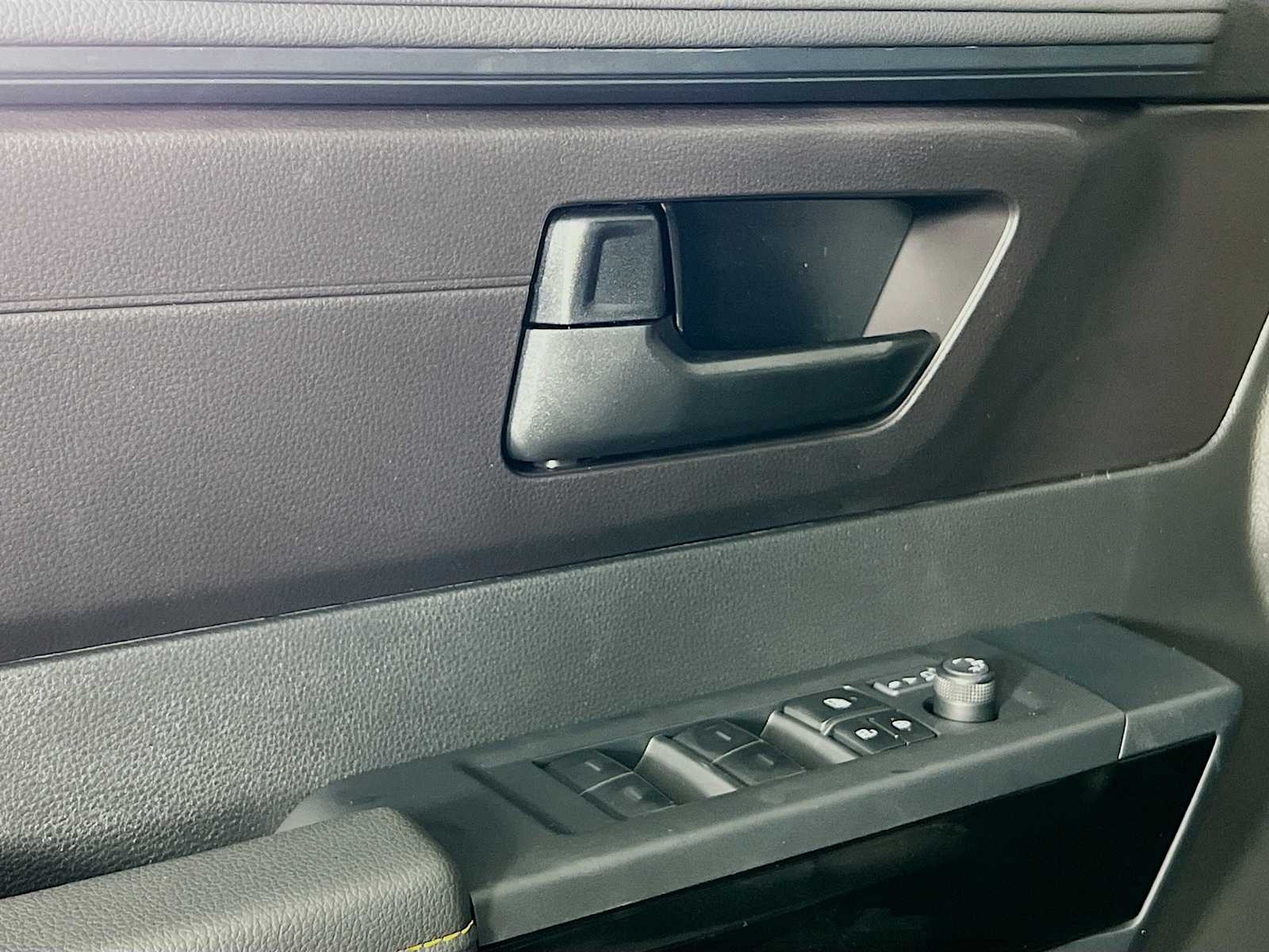 2025 Toyota Tundra SR5 - Photo 16