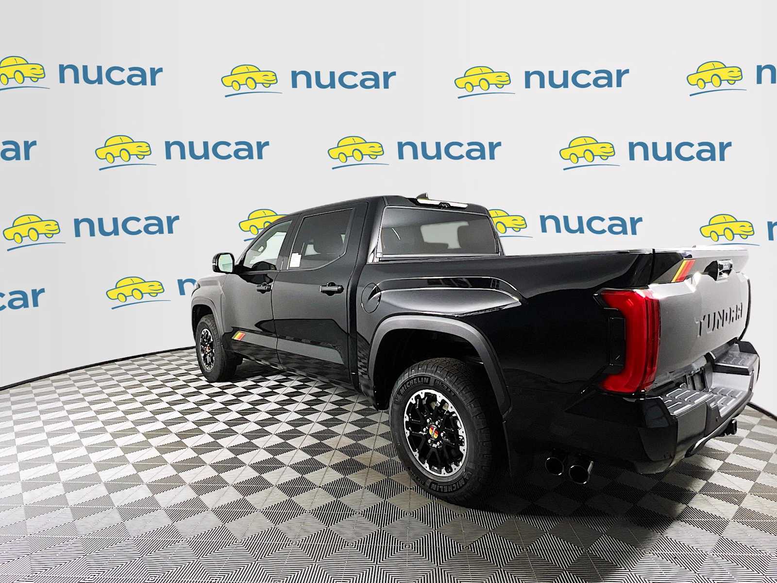 2025 Toyota Tundra SR5 - Photo 4