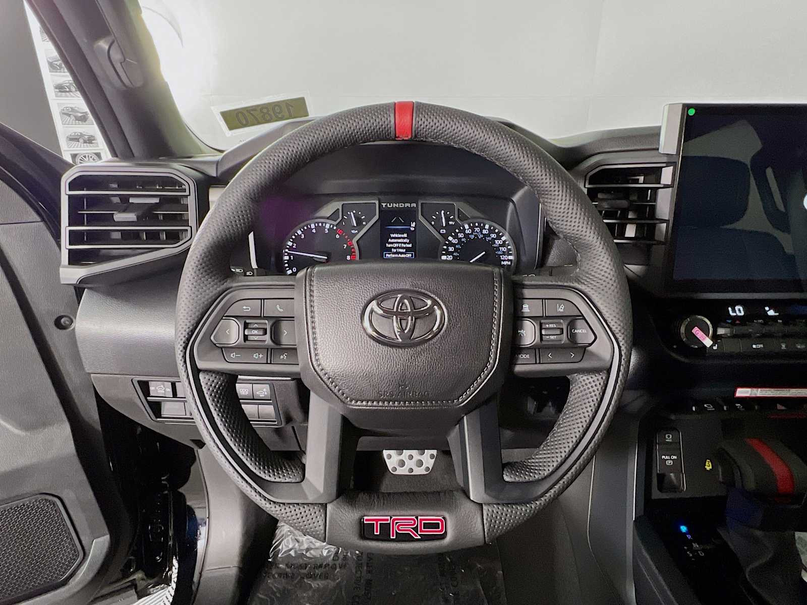 2025 Toyota Tundra SR5 - Photo 7
