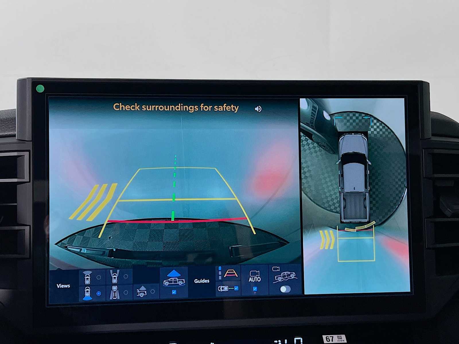 2025 Toyota Tundra SR5 - Photo 9