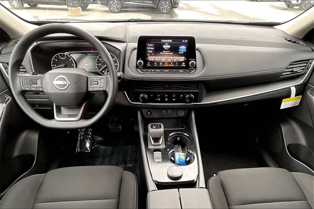 2025 Nissan Rogue S - Photo 12