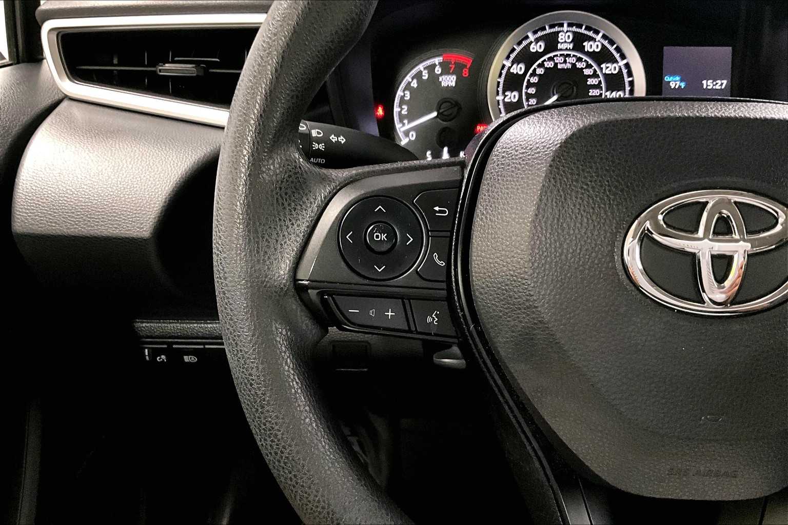 2022 Toyota Corolla LE - Photo 22