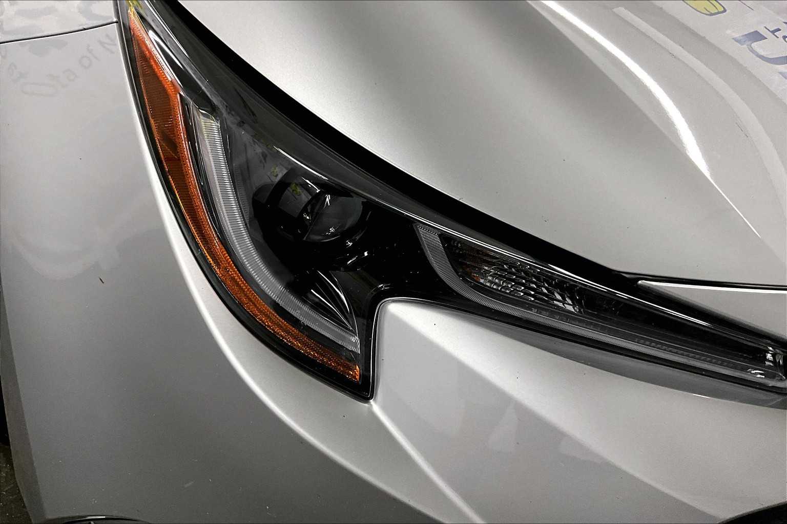 2022 Toyota Corolla LE - Photo 31