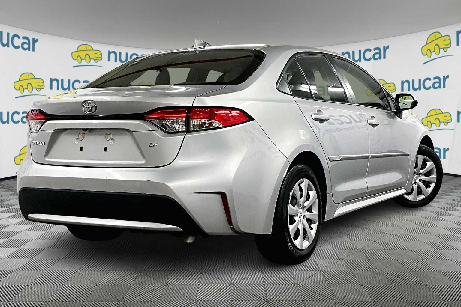 2022 Toyota Corolla LE - Photo 6
