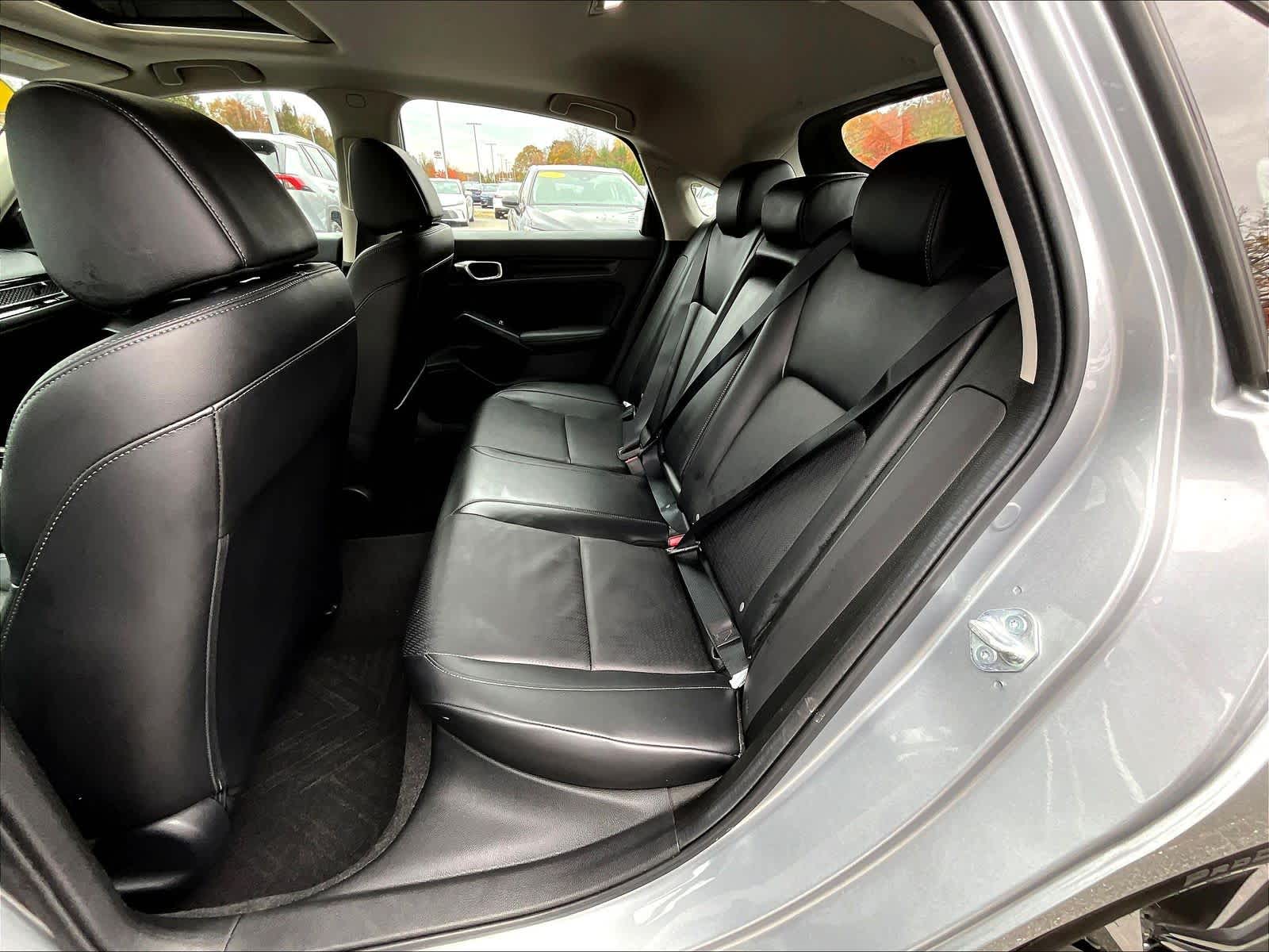 2023 Honda Civic Hatchback EX-L - Photo 15