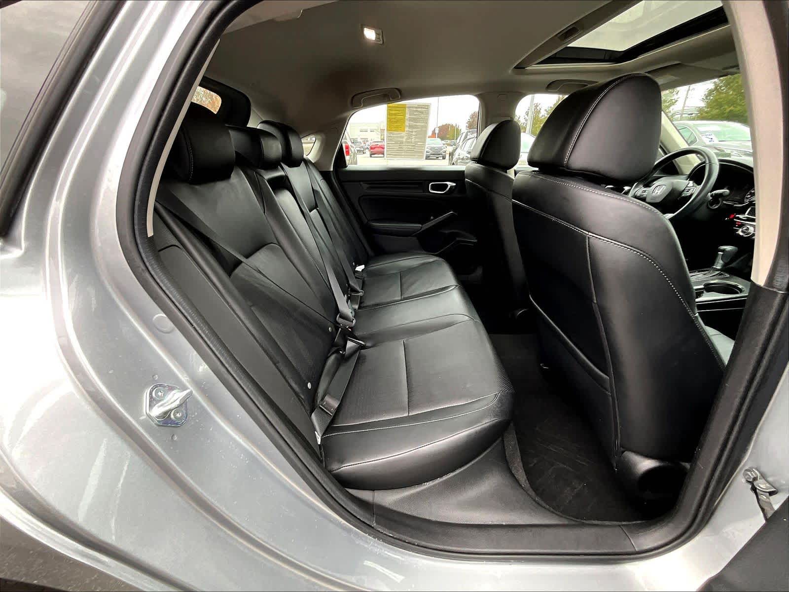 2023 Honda Civic Hatchback EX-L - Photo 16