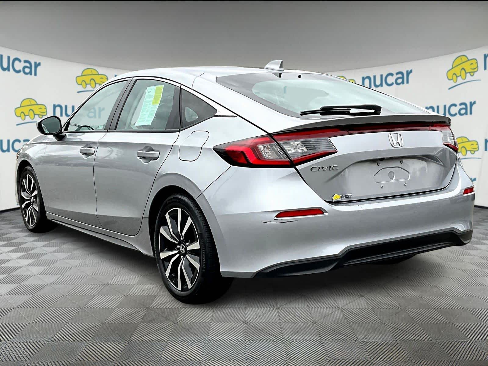 2023 Honda Civic Hatchback EX-L - Photo 4