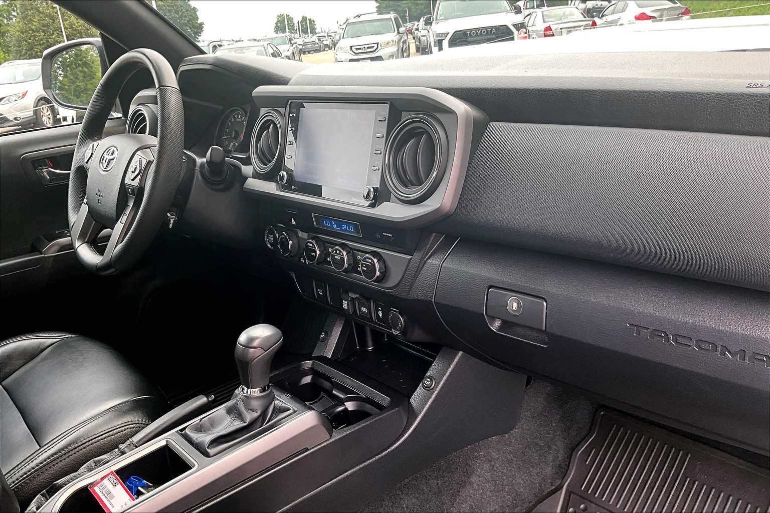 2022 Toyota Tacoma TRD Sport - Photo 14