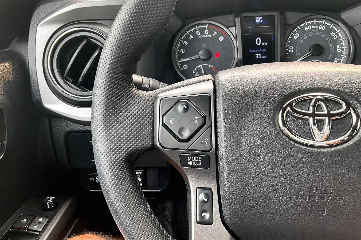 2022 Toyota Tacoma TRD Sport - Photo 22