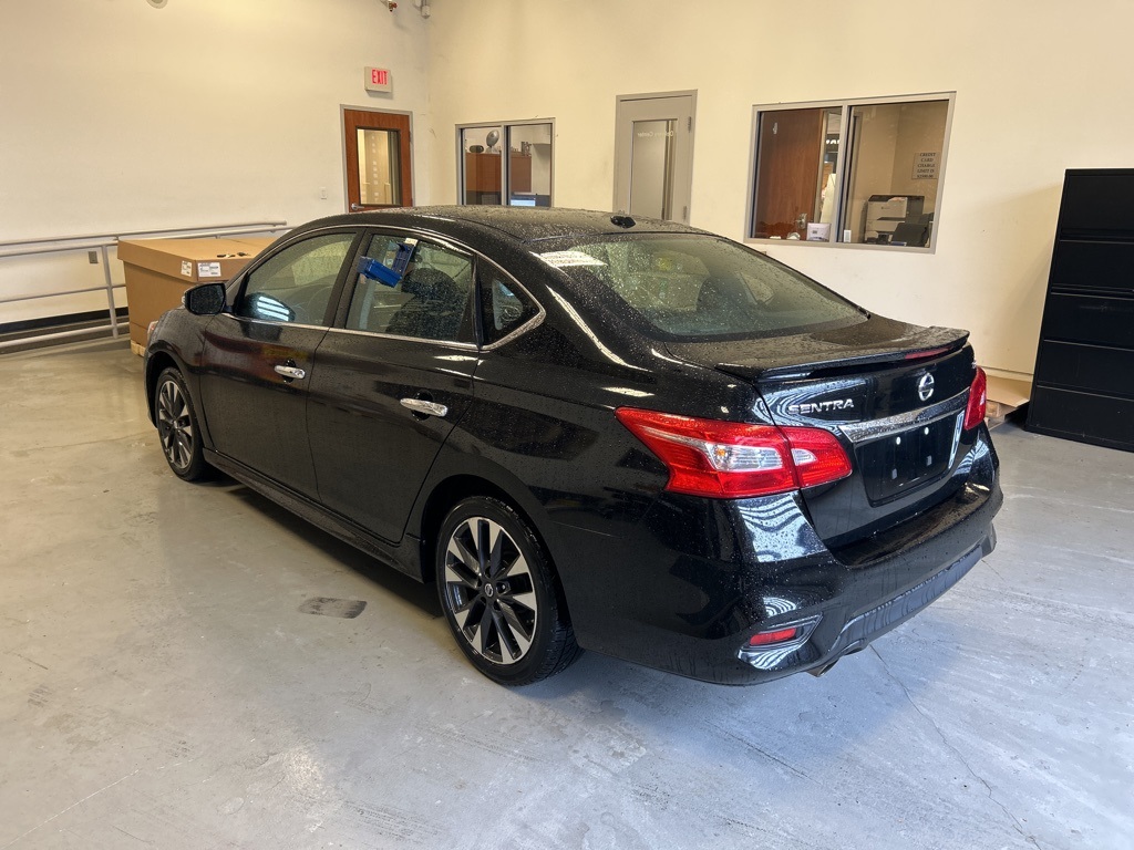 2016 Nissan Sentra SR - Photo 7