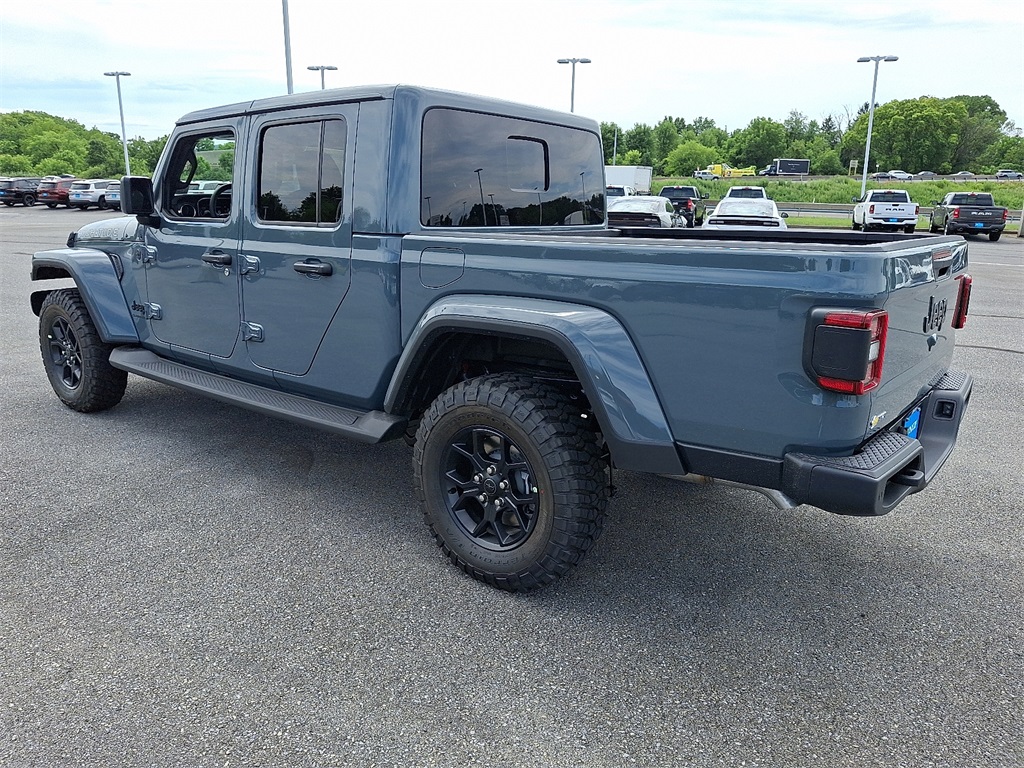 2025 Jeep Gladiator  - Photo 3