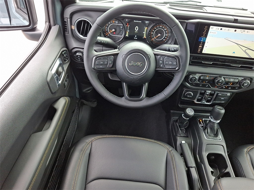 2025 Jeep Gladiator  - Photo 7
