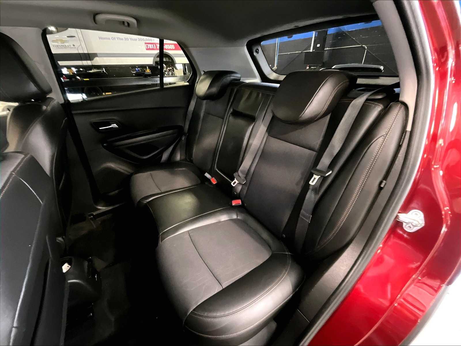 2022 Chevrolet Trax LT - Photo 15