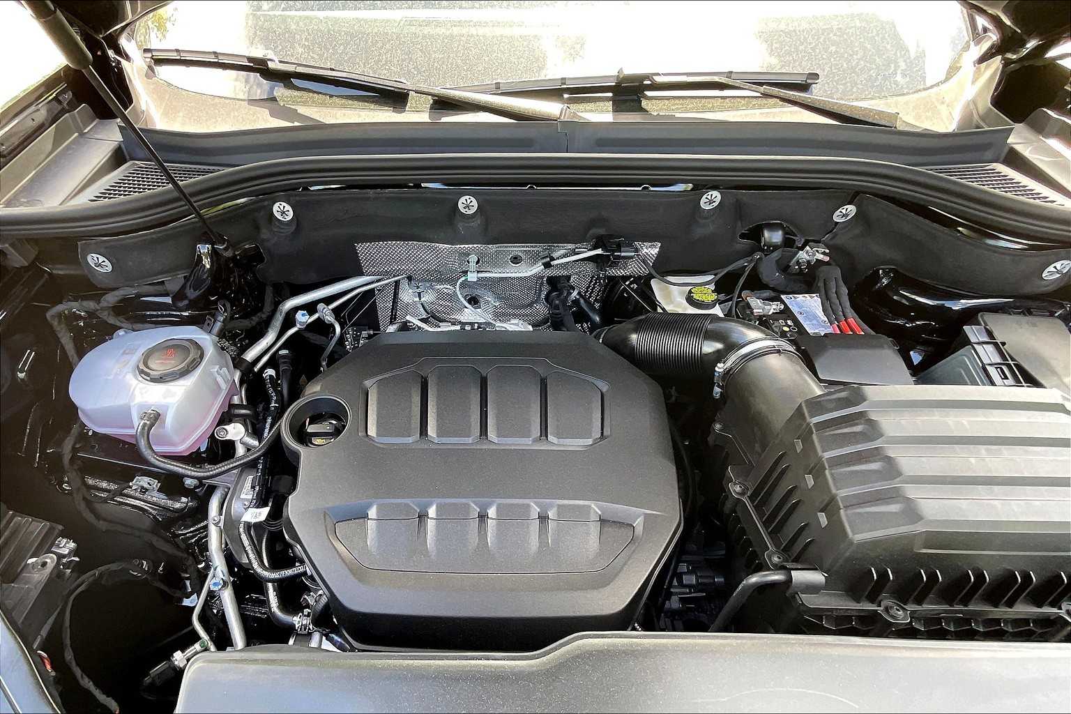 2025 Volkswagen Atlas 2.0T SE - Photo 16