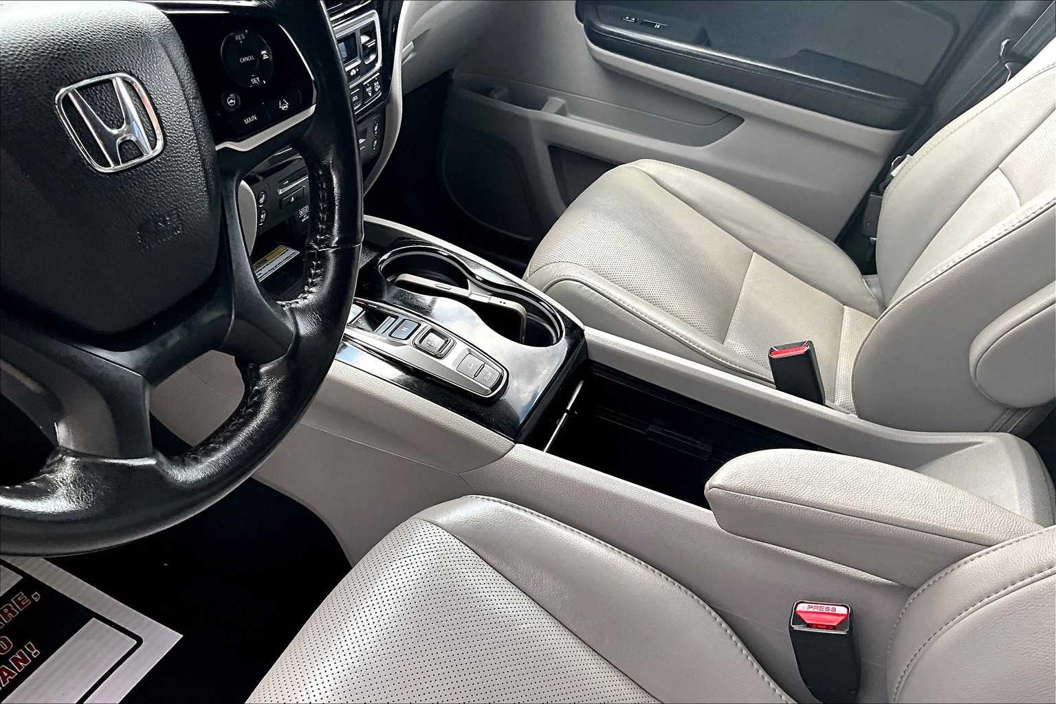 2019 Honda Pilot Elite - Photo 20