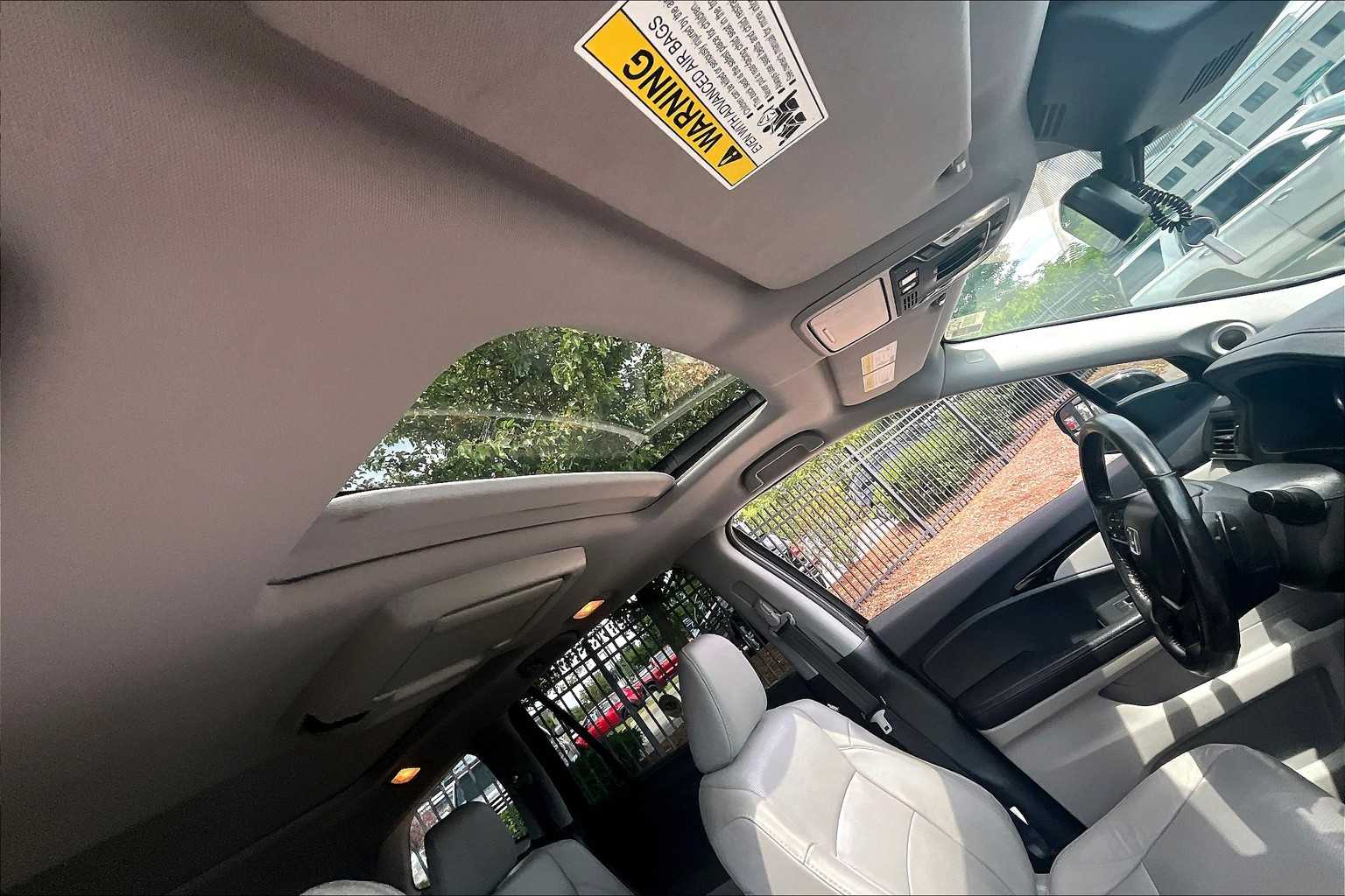 2019 Honda Pilot Elite - Photo 22