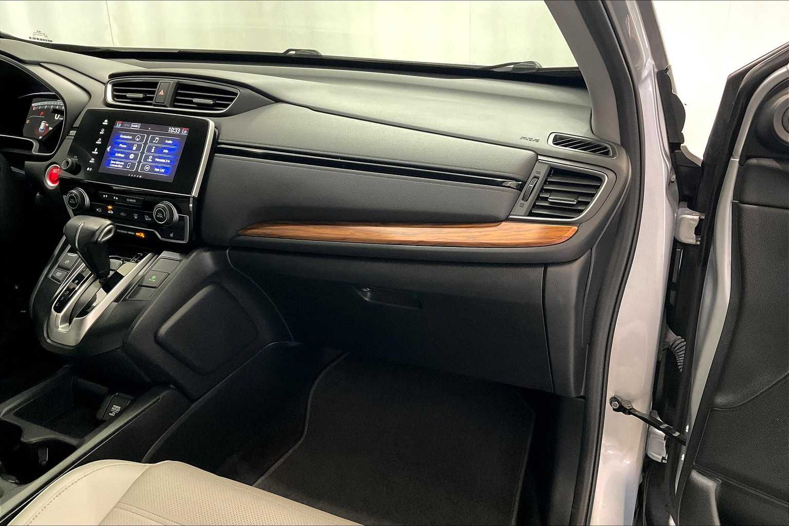 2017 Honda CR-V Touring - Photo 13