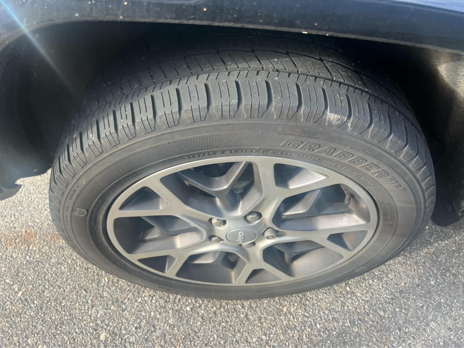 2019 Jeep Grand Cherokee Overland - Photo 13