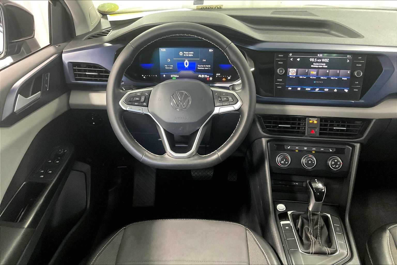 2022 Volkswagen Taos SE - Photo 17