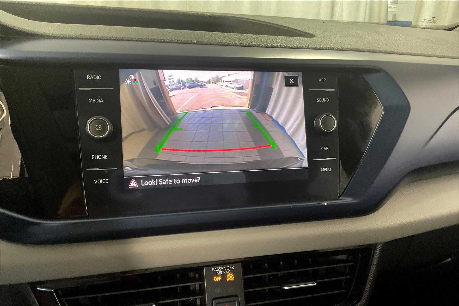 2022 Volkswagen Taos SE - Photo 19
