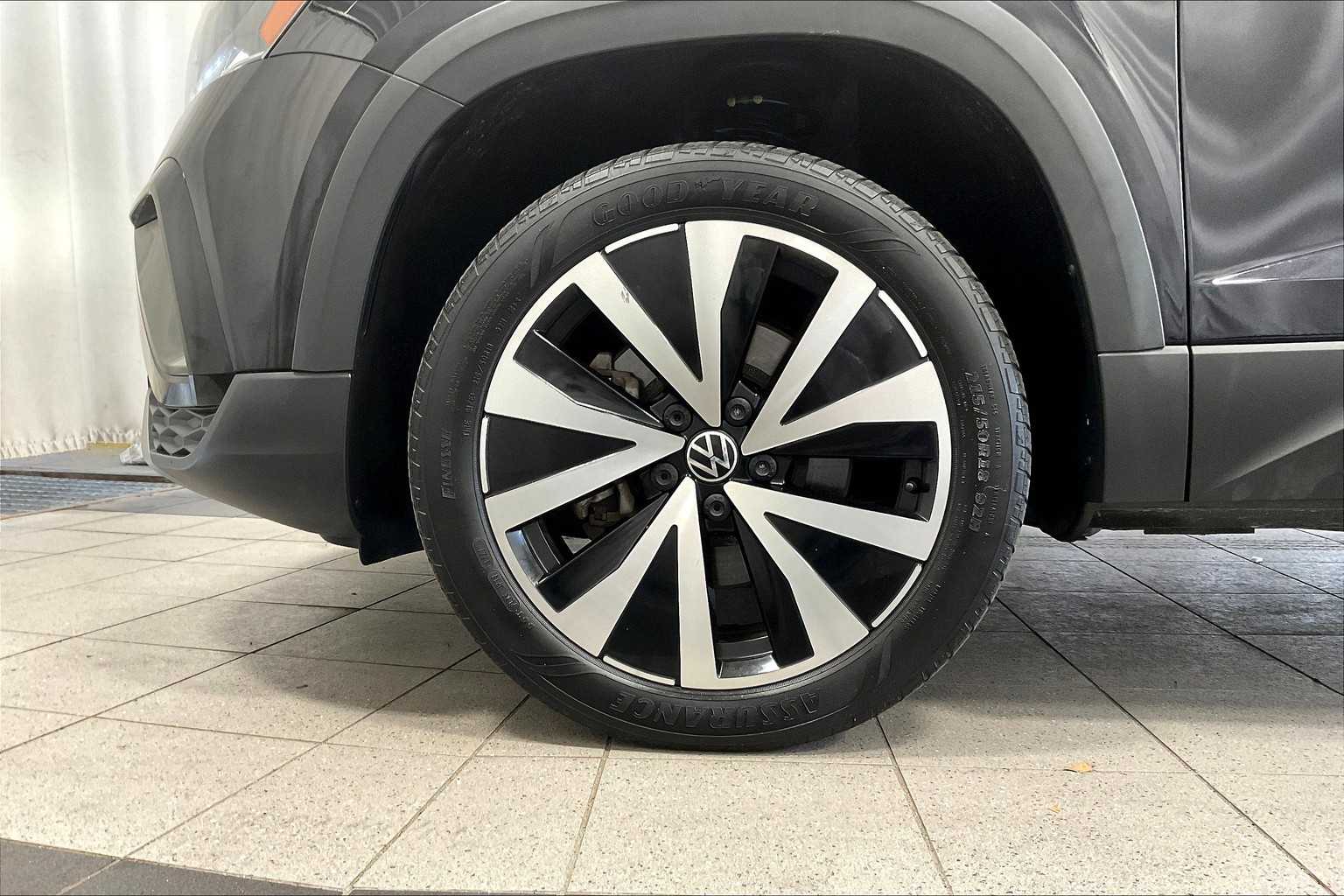 2022 Volkswagen Taos SE - Photo 7