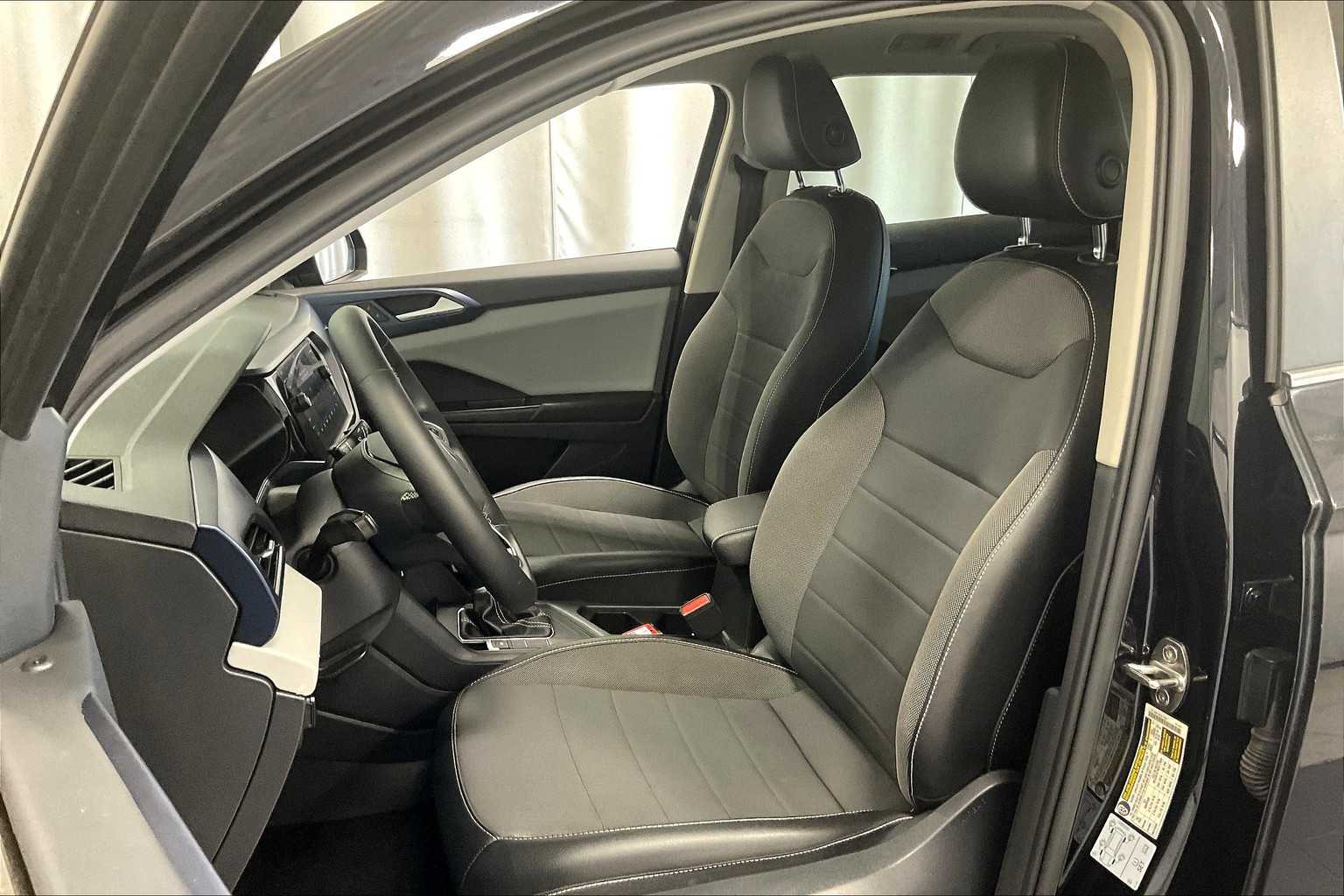 2022 Volkswagen Taos SE - Photo 10