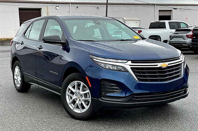 2022 Chevrolet Equinox LS