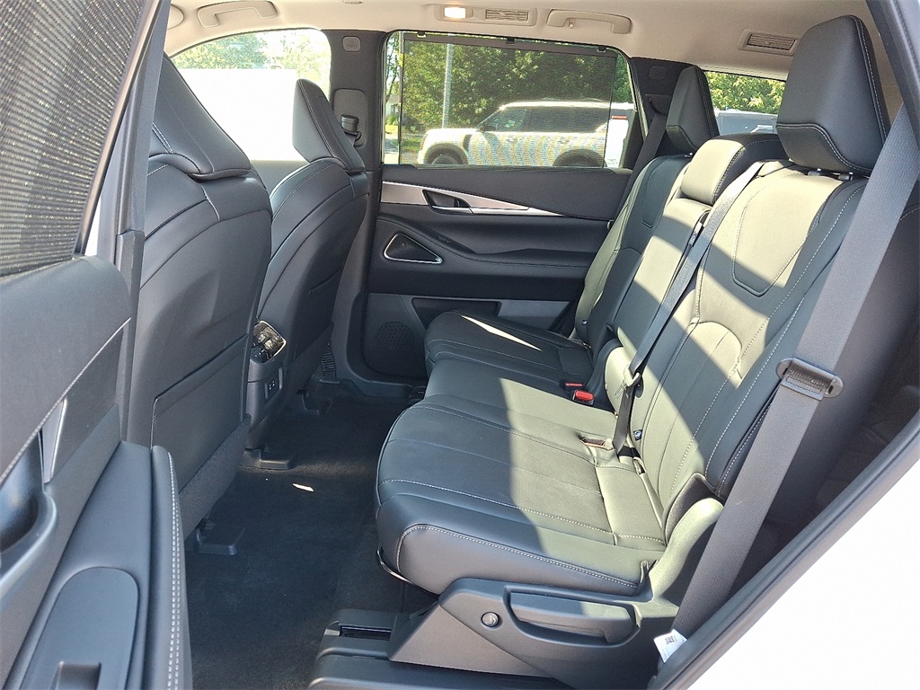 2026 INFINITI QX60 LUXE - Photo 6
