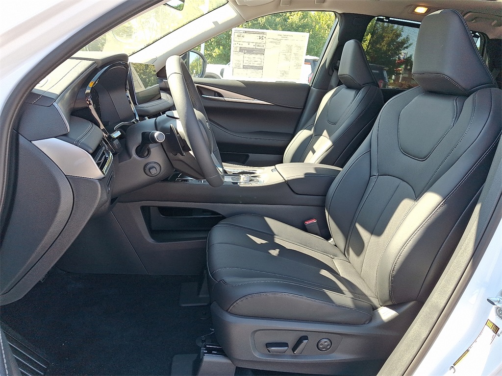 2026 INFINITI QX60 LUXE - Photo 10