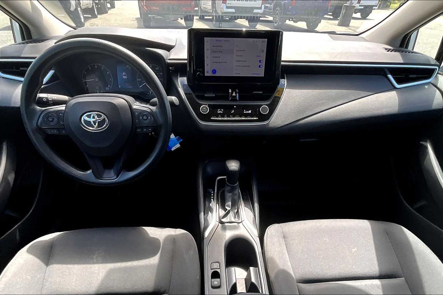 2024 Toyota Corolla LE - Photo 21