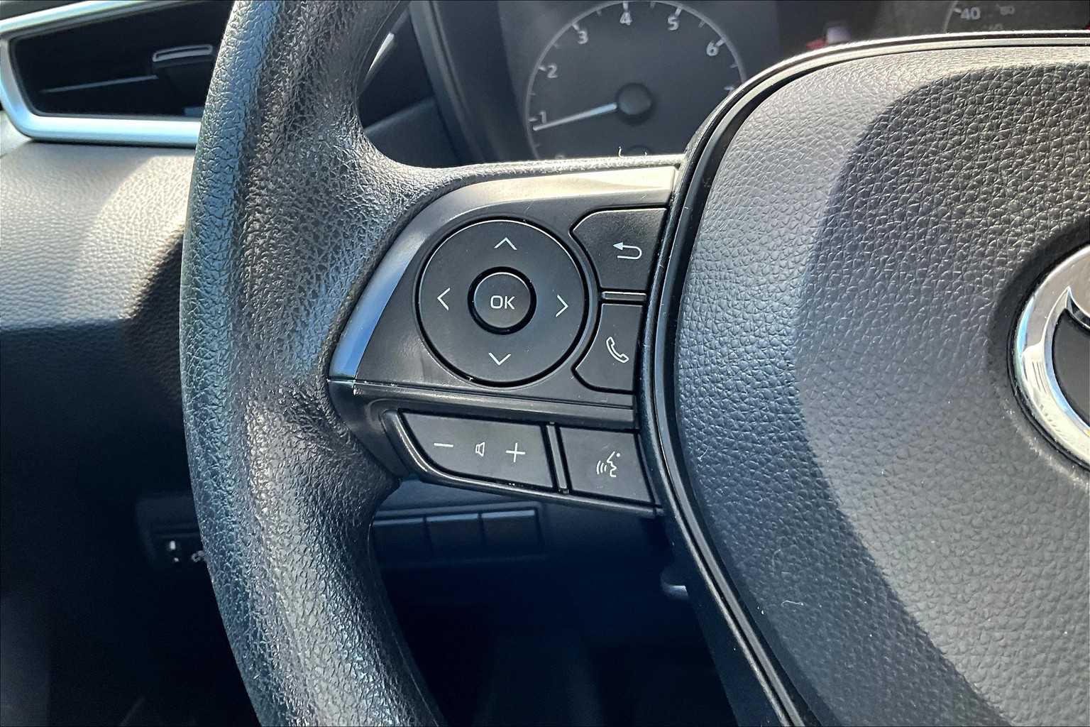 2024 Toyota Corolla LE - Photo 23