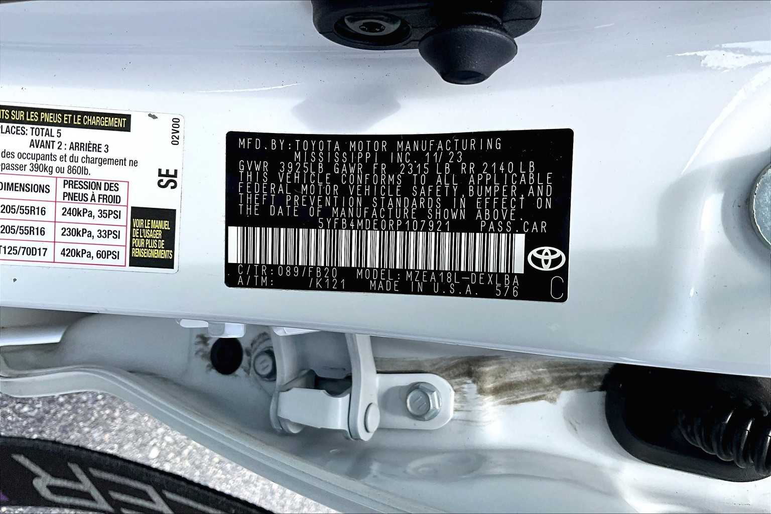 2024 Toyota Corolla LE - Photo 36