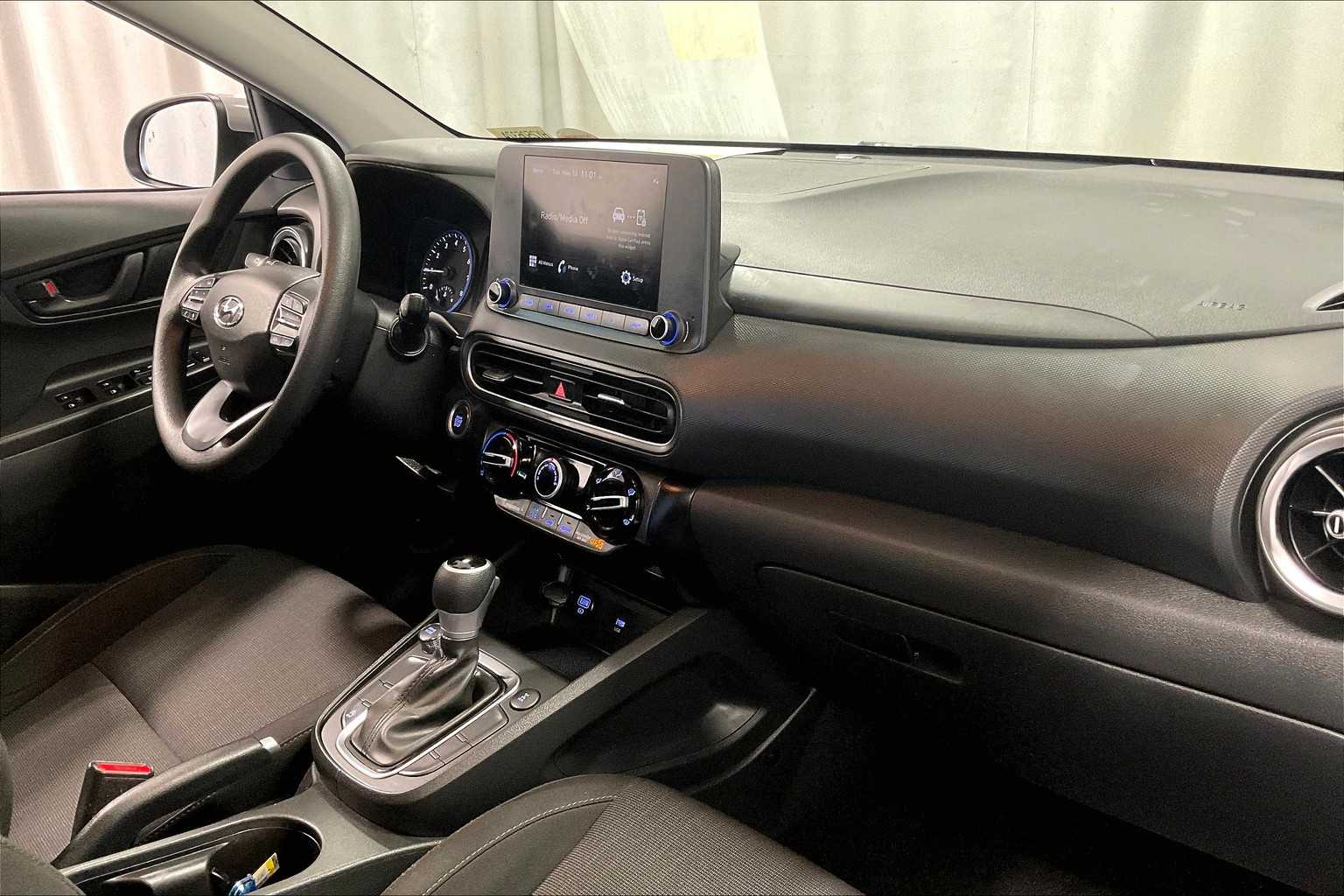 2022 Hyundai Kona SEL - Photo 14