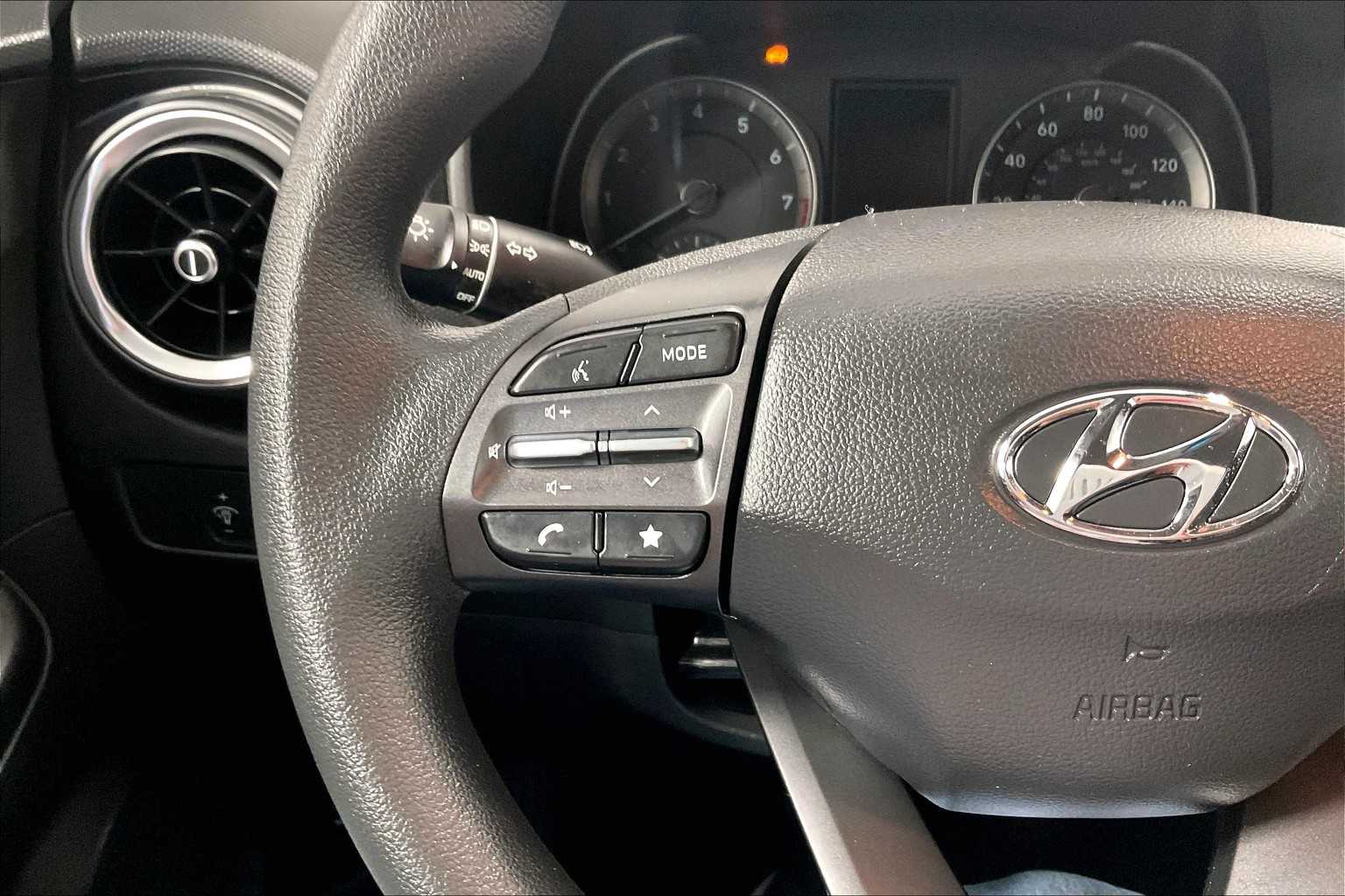 2022 Hyundai Kona SEL - Photo 22