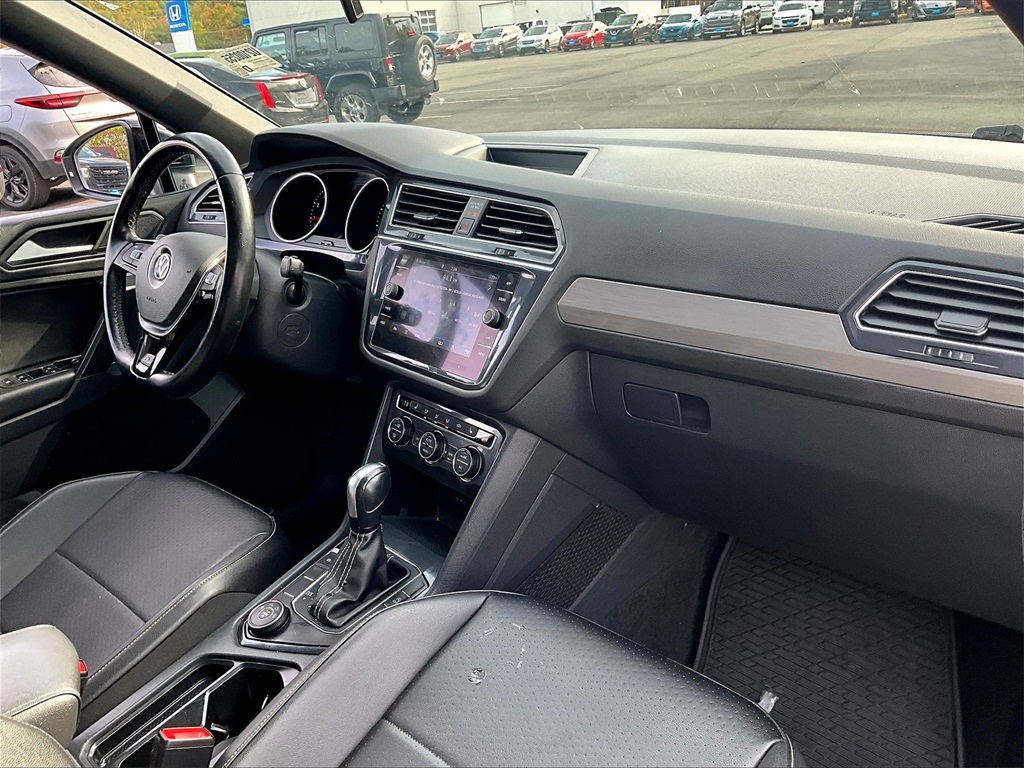 2021 Volkswagen Tiguan 2.0T SE R-Line Black - Photo 14