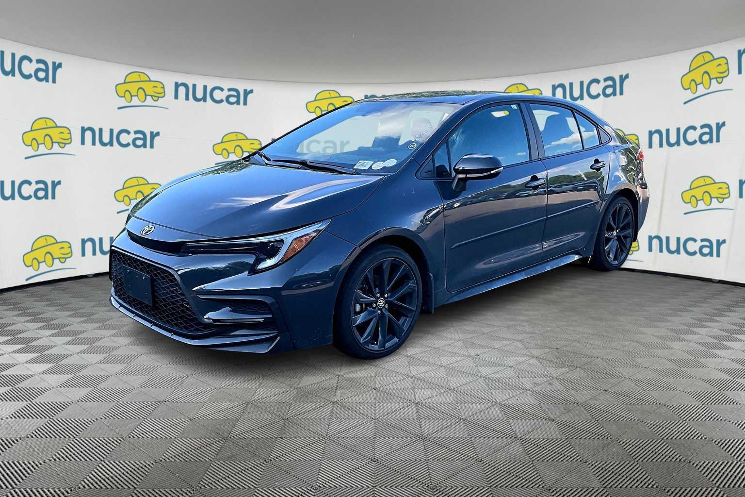 2024 Toyota Corolla SE - Photo 2