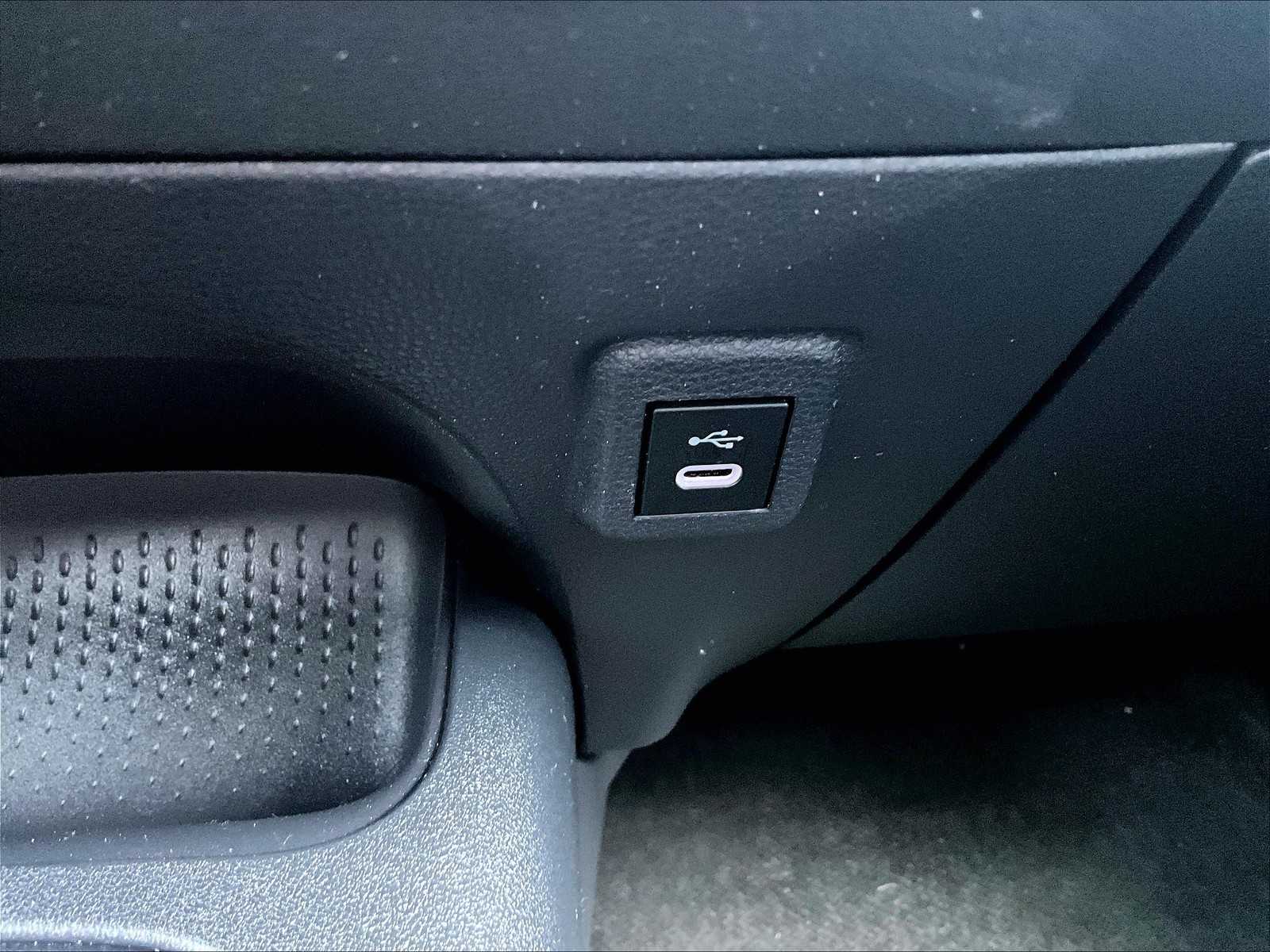 2024 Toyota Corolla SE - Photo 26
