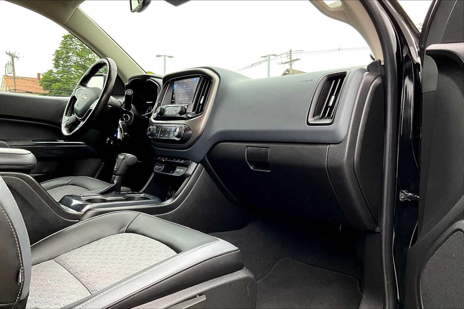 2021 Chevrolet Colorado 4WD Z71 - Photo 14