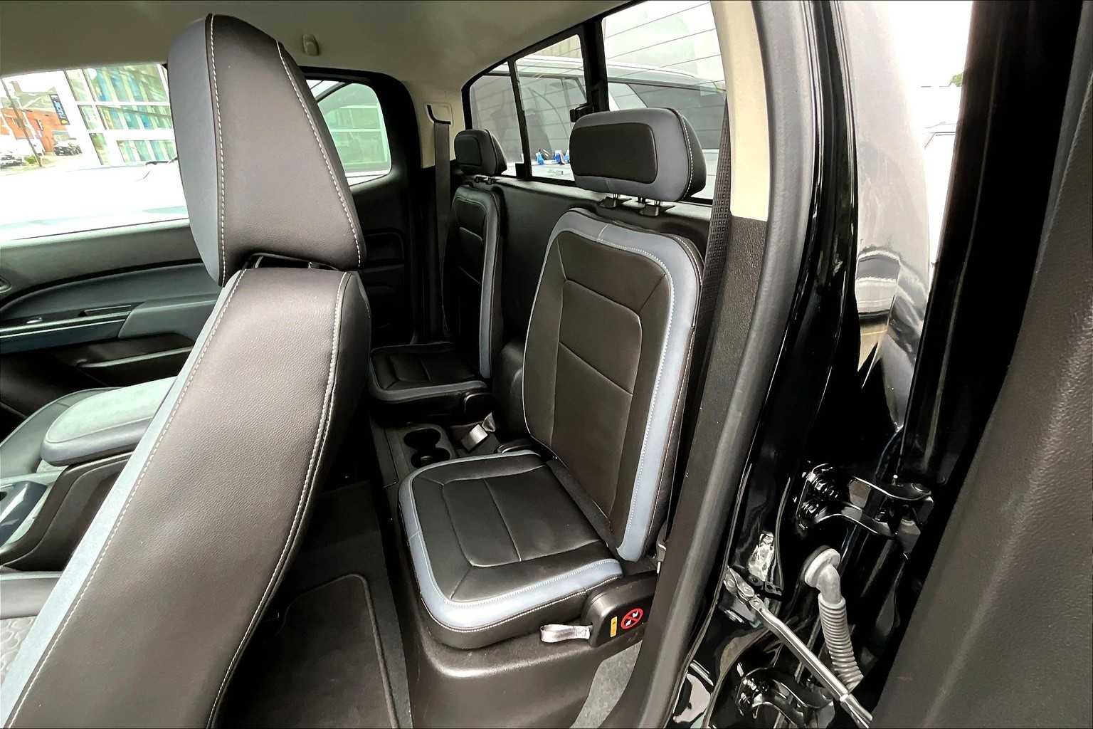 2021 Chevrolet Colorado 4WD Z71 - Photo 15