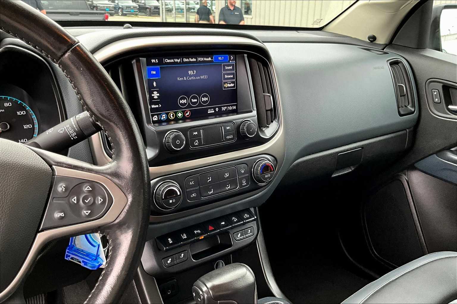 2021 Chevrolet Colorado 4WD Z71 - Photo 18