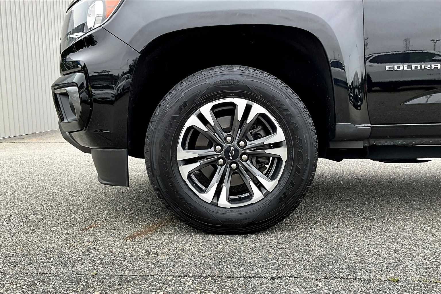 2021 Chevrolet Colorado 4WD Z71 - Photo 7