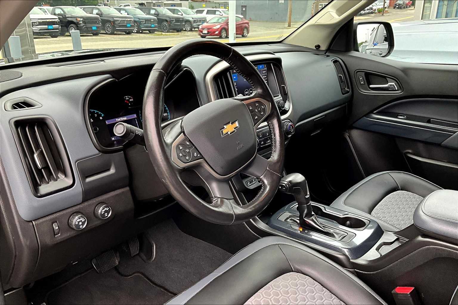 2021 Chevrolet Colorado 4WD Z71 - Photo 8