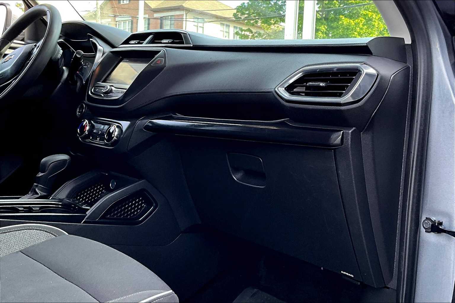 2022 Chevrolet TrailBlazer LT - Photo 14