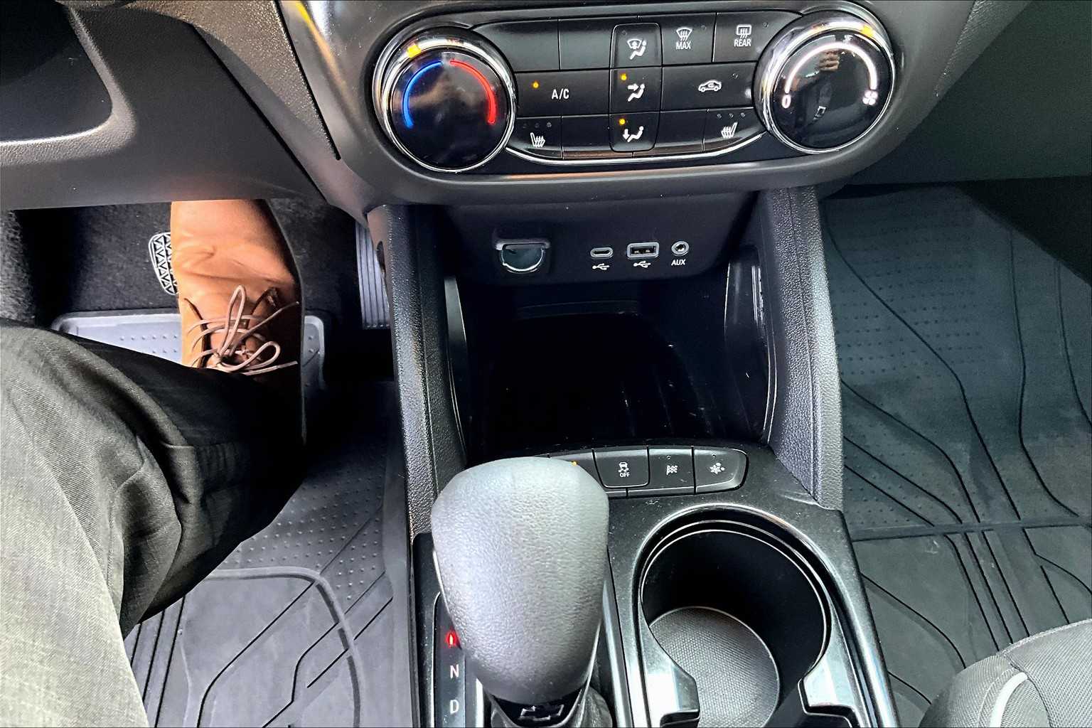 2022 Chevrolet TrailBlazer LT - Photo 25
