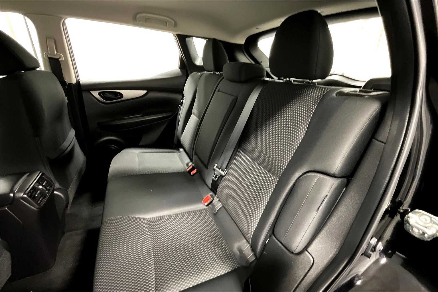 2021 Nissan Rogue Sport S - Photo 15