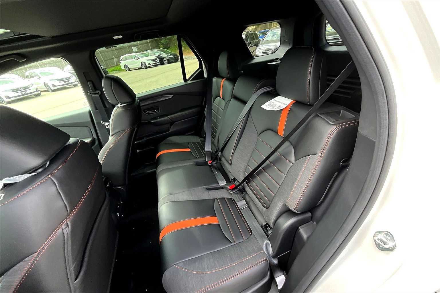 2026 Honda Passport TrailSport Blackout - Photo 15